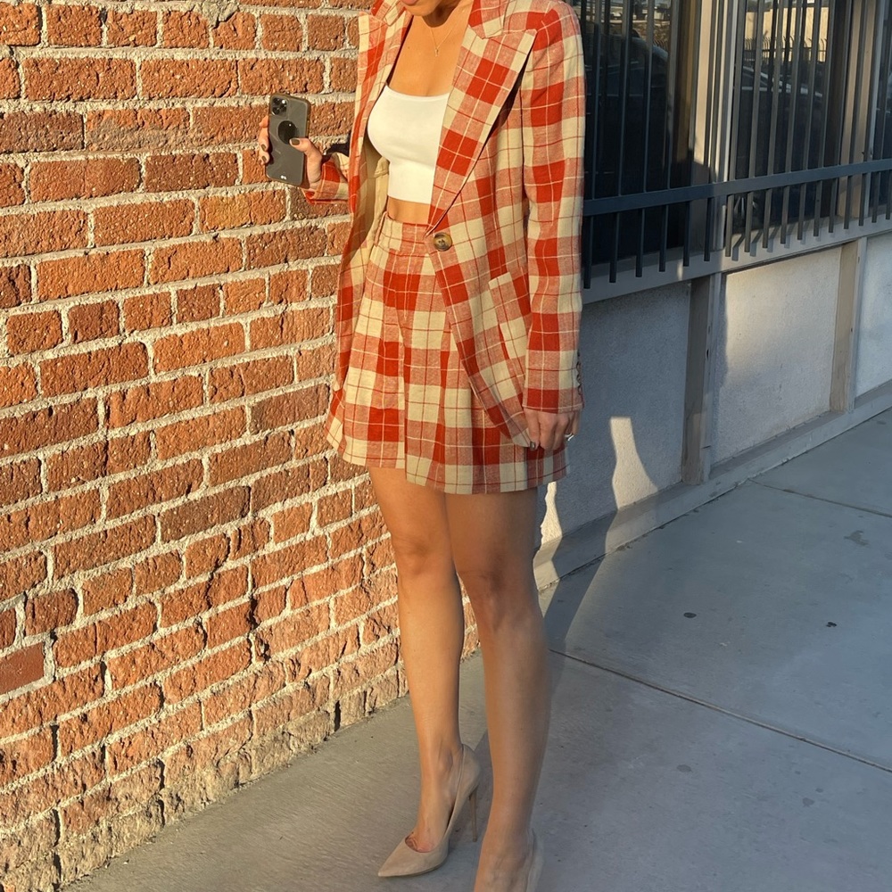 Smythe patch pocket birkin blazer. Plaid
